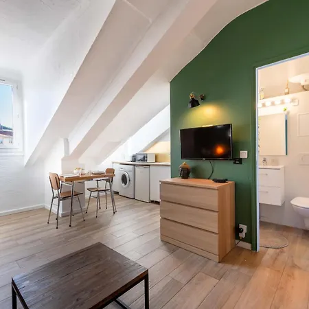 Apartment Top-floor